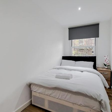 Flat 5 Mornington Crescent, 2 Bedroom, 1 Bathroom Flat Лондон Екстериор снимка